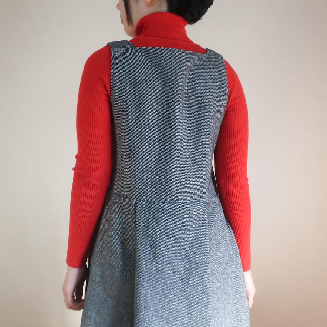 入・卒業式にも 春先まで ハイウエスト スクエアネックタックジャンパースカート（コットンツイード／グレー） | 6枚目