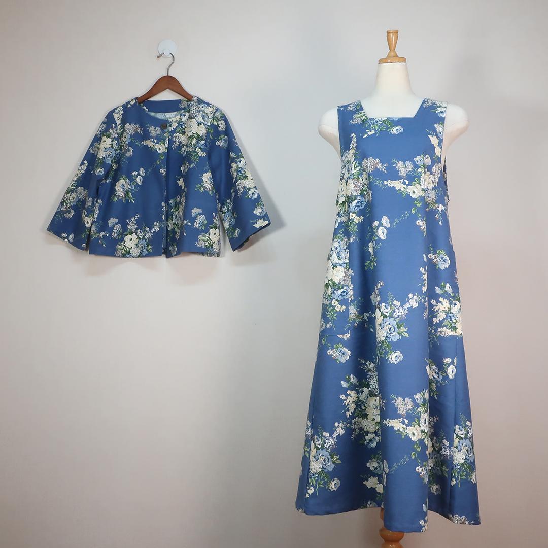 爽やかブルーの花柄Ａライン スクエアネックジャンパースカート（コットン／ブルー花柄） | 6枚目