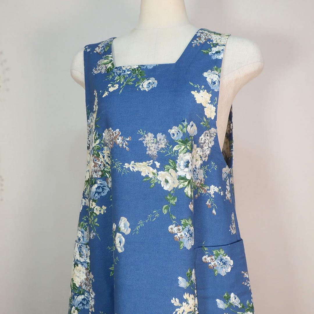 爽やかブルーの花柄Ａライン スクエアネックジャンパースカート（コットン／ブルー花柄） | 9枚目