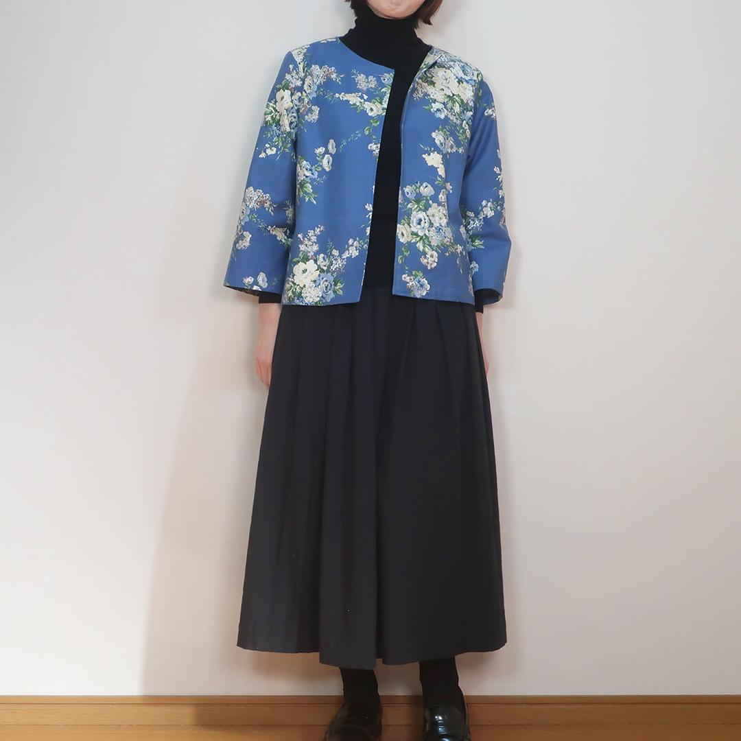 全季節対応 爽やかブルーの花柄 ワンボタンジャケット（コットン／ブルー花柄） | 17枚目