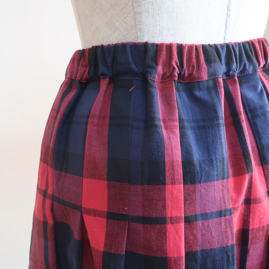 春一番 体型カバー 赤＆黒 チェック柄 タックスカート（綿麻／チェック柄） | 12枚目