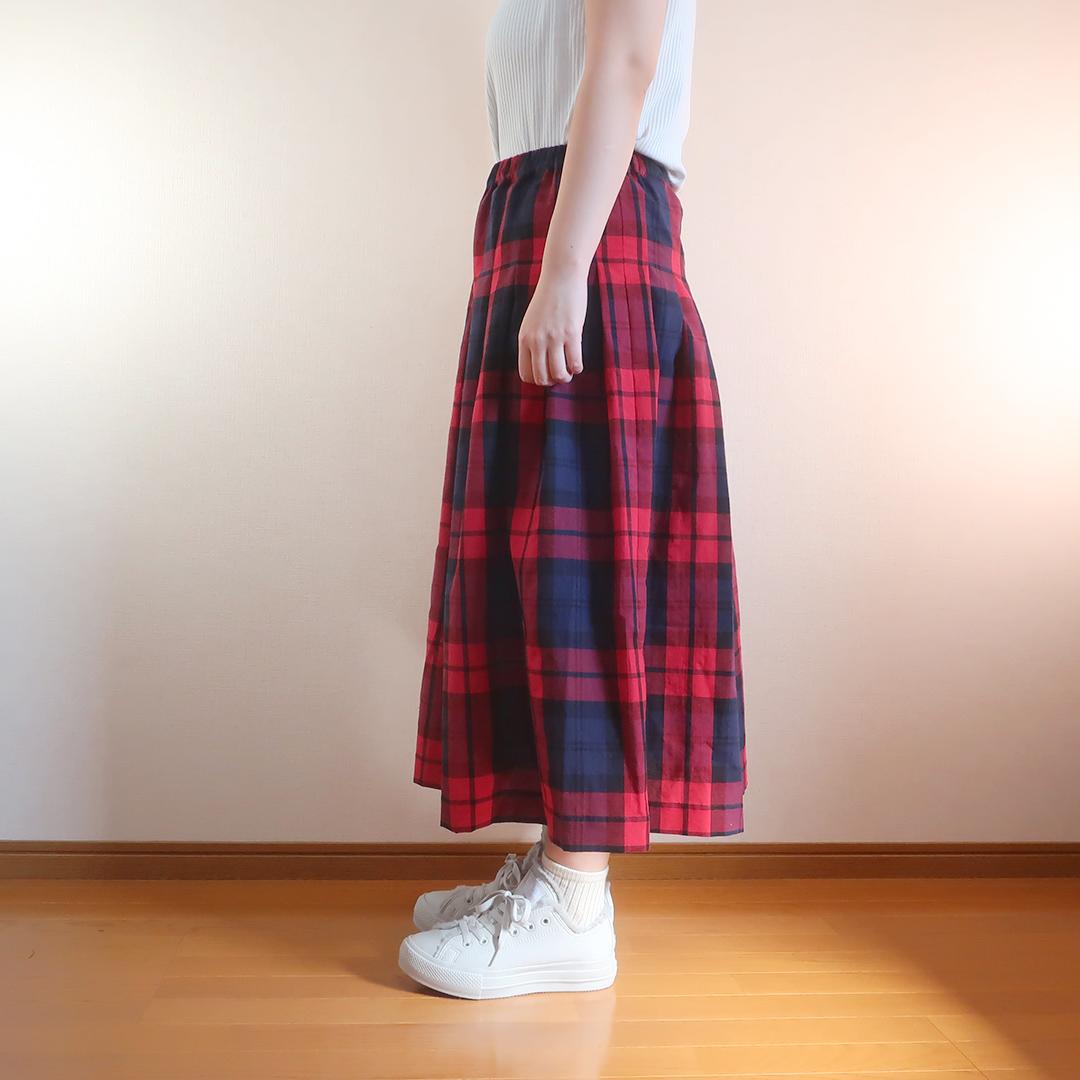 春一番 体型カバー 赤＆黒 チェック柄 タックスカート（綿麻／チェック柄） | 4枚目