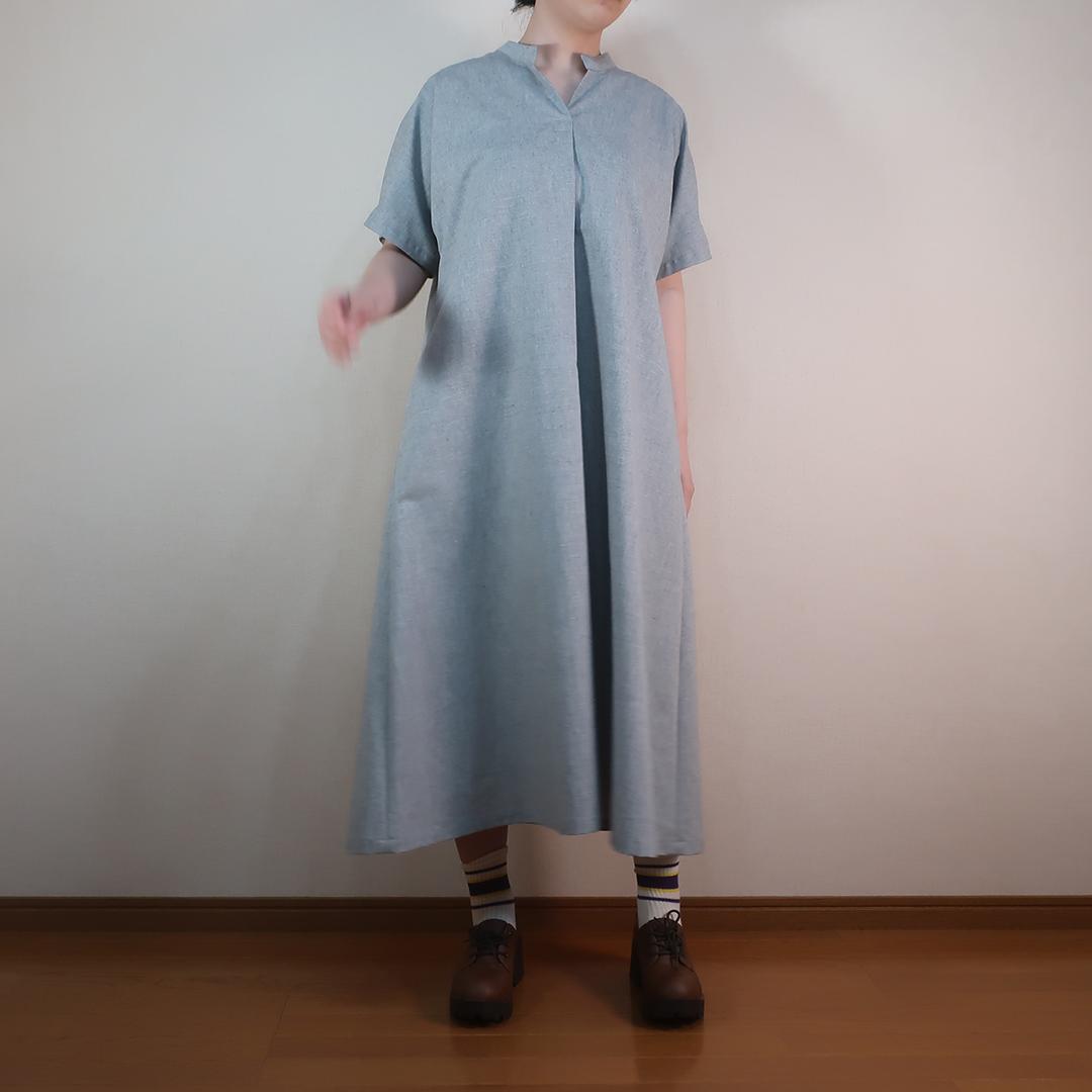 着れば完結 風通し最高 コクーン風スリーブ バンドカラー半袖ワンピース（コットン／ダンガリーグレー） | 5枚目