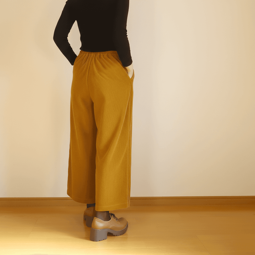 冬の美脚パンツ 春まで使える 細畝コーデュロイ フレアパンツ（コットン／５色） | 16枚目